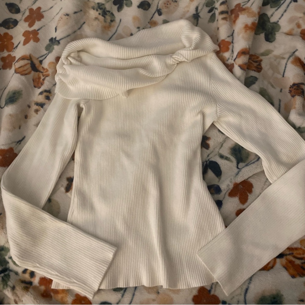 Abercrombie White/Cream Knit Sweater